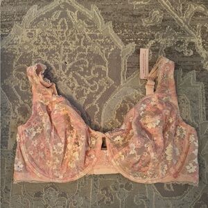 Victorias Secret Body by Victoria Unlined Bra